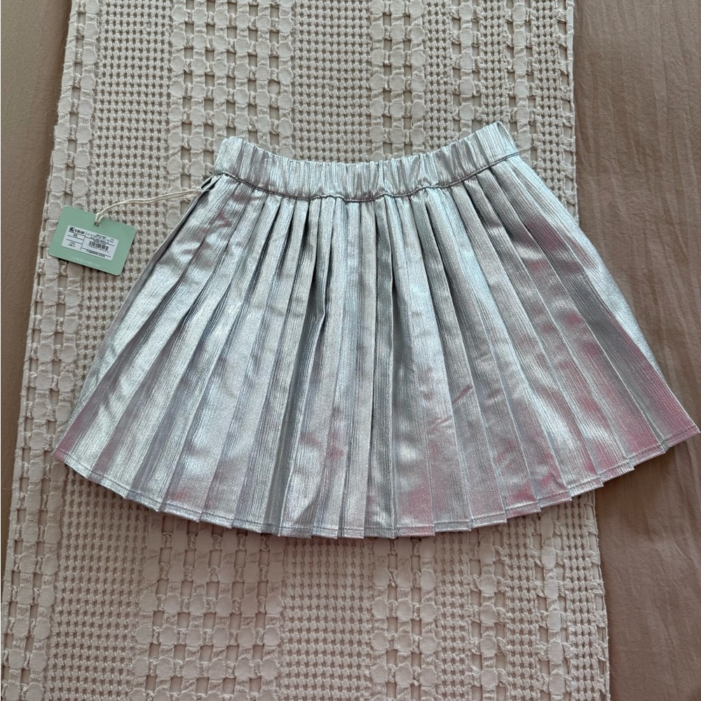 NEW Owillo Silver Pleated Skirt Size XS - Picture 5 of 5